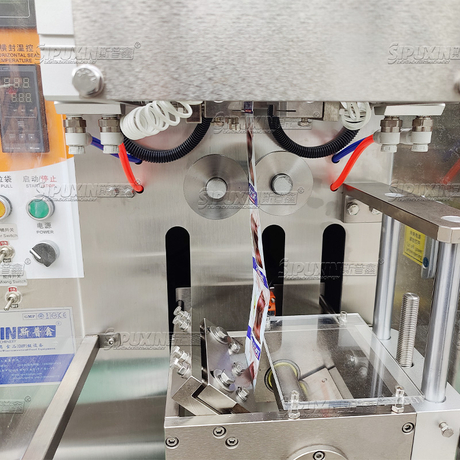 Máquina de embalaje de bolso de plástico automático para salsa de tomate jugo de miel de miel mantequilla de maní Sellado y equipo de embalaje